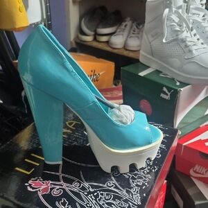 Stylish Blue Peep-Toe Platform Heels